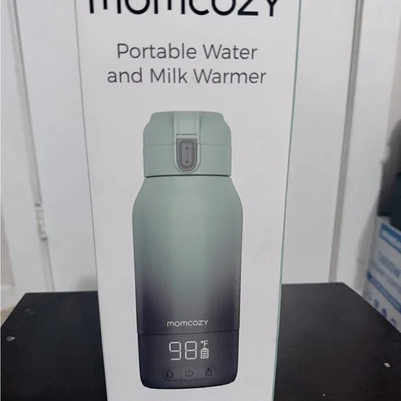 Momcozy Portable Water and Milk Warmer - Picture 1 of 4